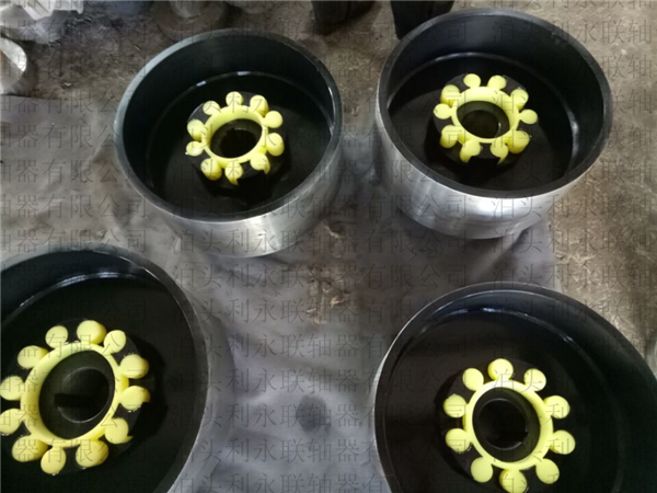 LMZ-Ⅱ(MLL-Ⅱ)型帶制動輪梅花形彈性聯軸器 LMZ-Ⅱ(MLL-Ⅱ)型帶制動輪梅花形彈性聯軸器